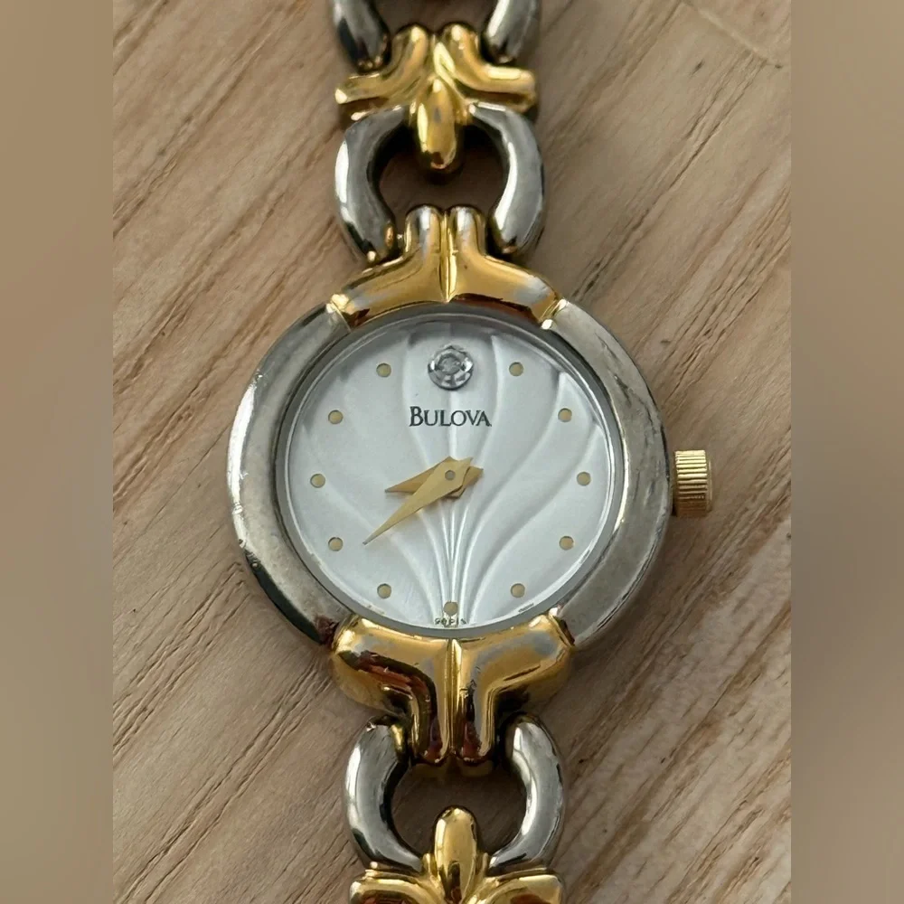 Bulova Diamond Vintage Ladies Watch Two-Tone Bracelet Case Shimmery Silver Dial